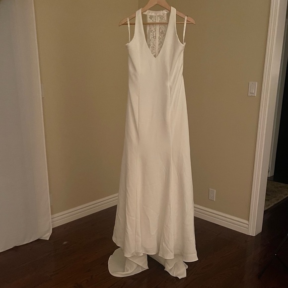 DAVID'S BRIDAL Sheer Back Crepe Wedding Dress with Lace Train - Picture 6 of 14